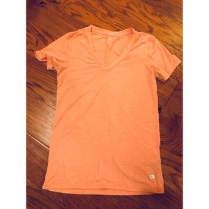Gap Body peach colored V-Neck